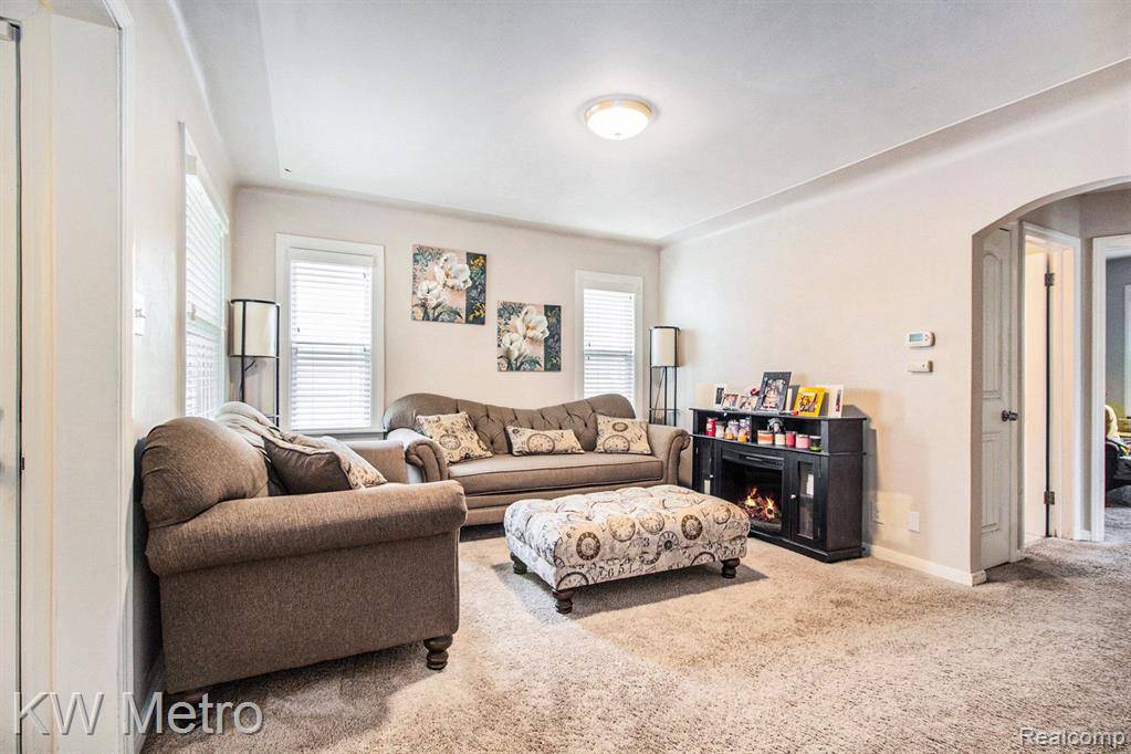 Redford, MI 48239,14904 BEECH DALY Road
