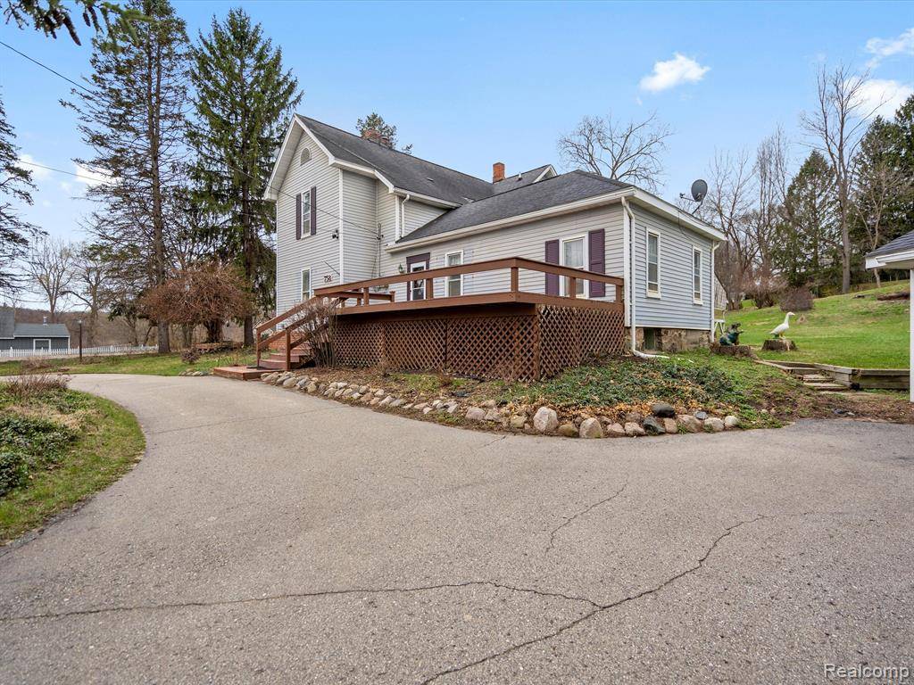 Ortonville, MI 48462,758 W Glass Road