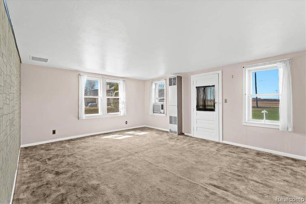 Monroe, MI 48162,1572 DOTY Road