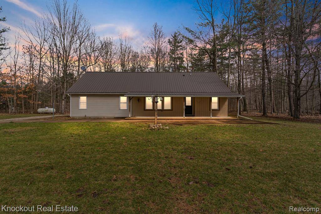 4848 LITTLE CEDAR CREEK Drive, Attica, MI 48412