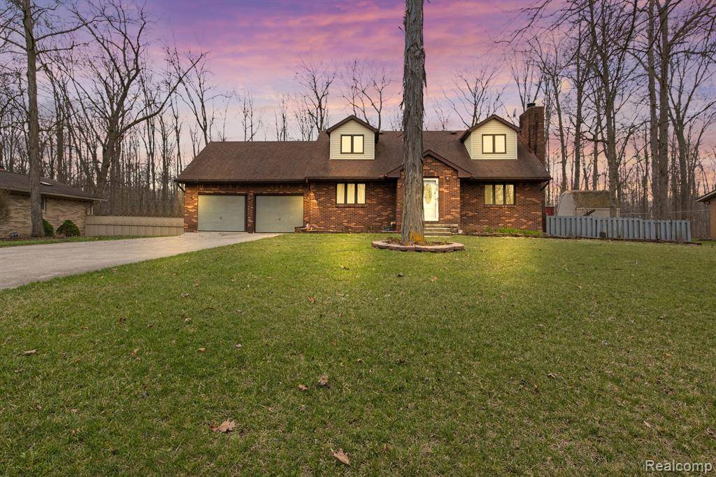 8765 JOANN Drive, Newport, MI 48166