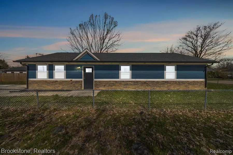 27720 BYRON, Farmington Hills, MI 48336