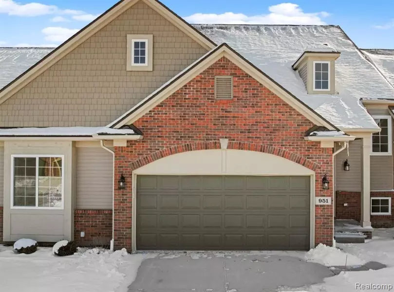 9056 RHYAN Road, White Lake, MI