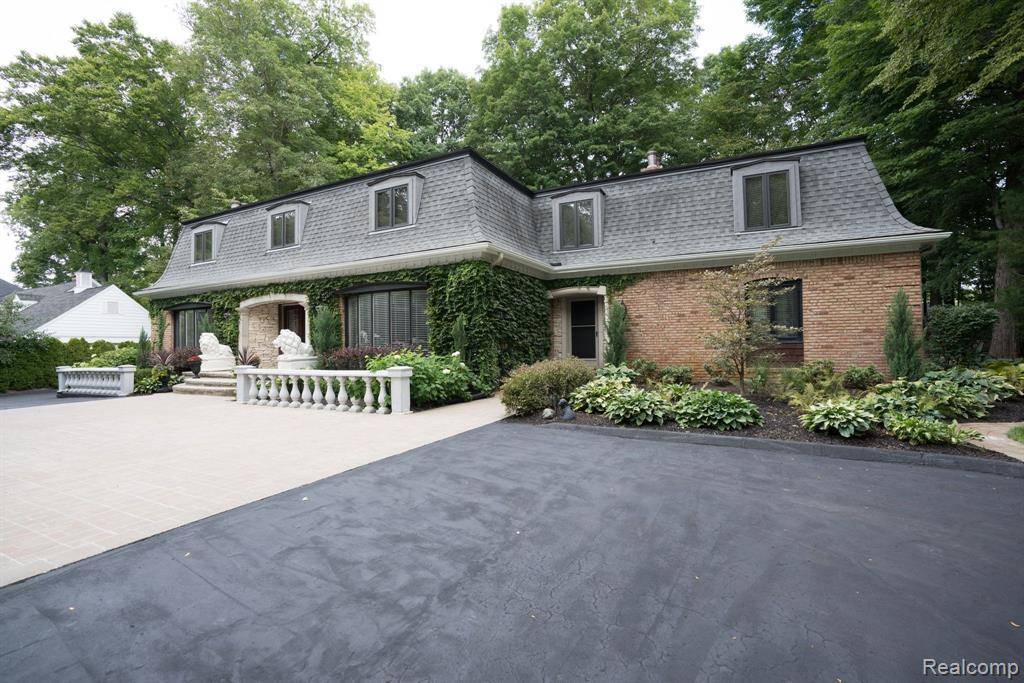 Northville, MI 48168,45778 FERMANAGH Drive
