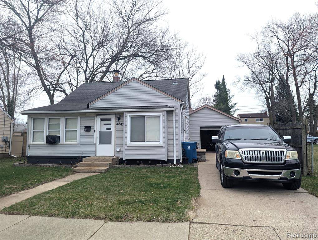 Wayne, MI 48184,4847 HUNT Street