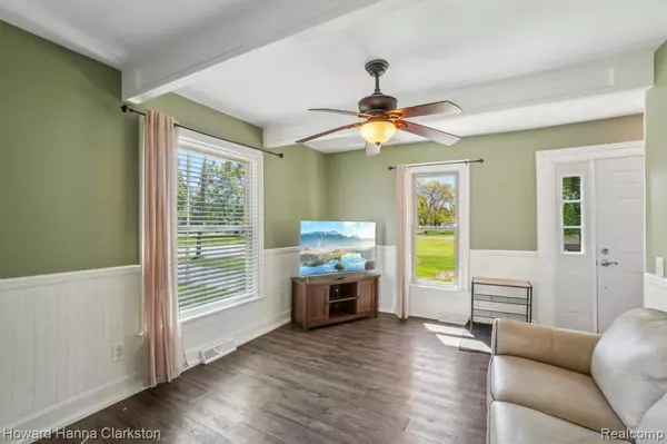 Fenton, MI 48430,505 N Adelaide Street