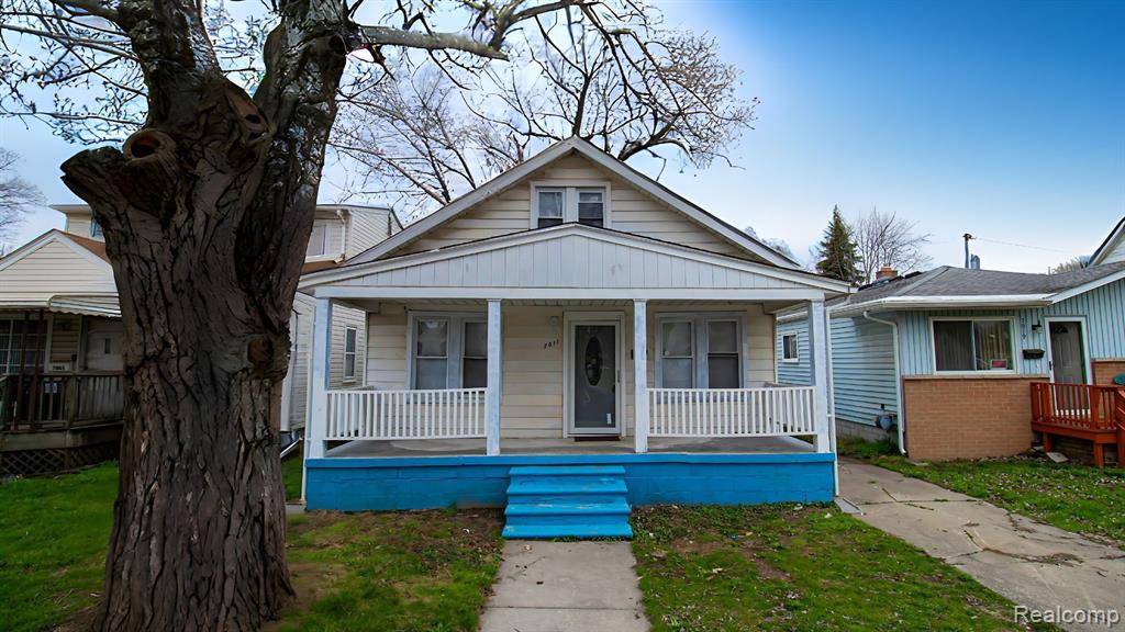 7011 MEADOW Avenue, Warren, MI 48091