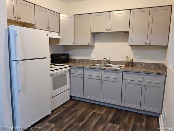 29120 LUND Avenue, Warren, MI 48093