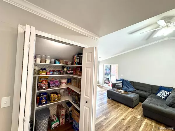 Utica, MI 48316,56467 CHESAPEAKE Trail