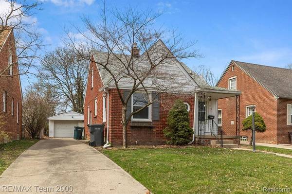 1815 KINGSBURY Avenue, Dearborn, MI 48128