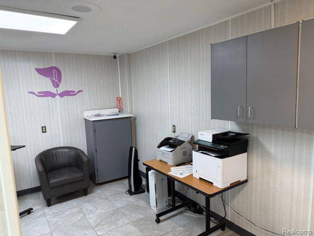 Flint, MI 48507,2425 AUSTINS Parkway