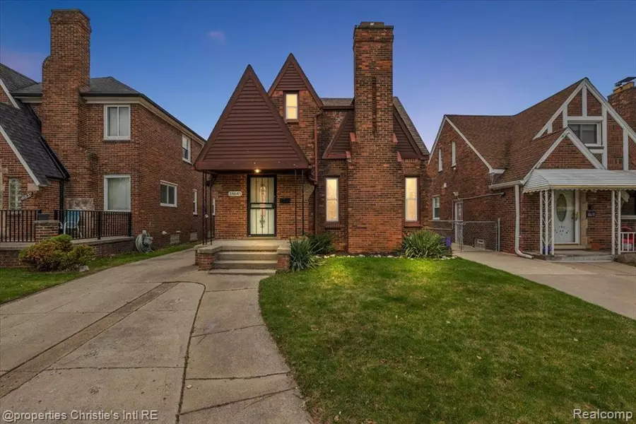 18645 CHERRYLAWN Street, Detroit, MI 48221