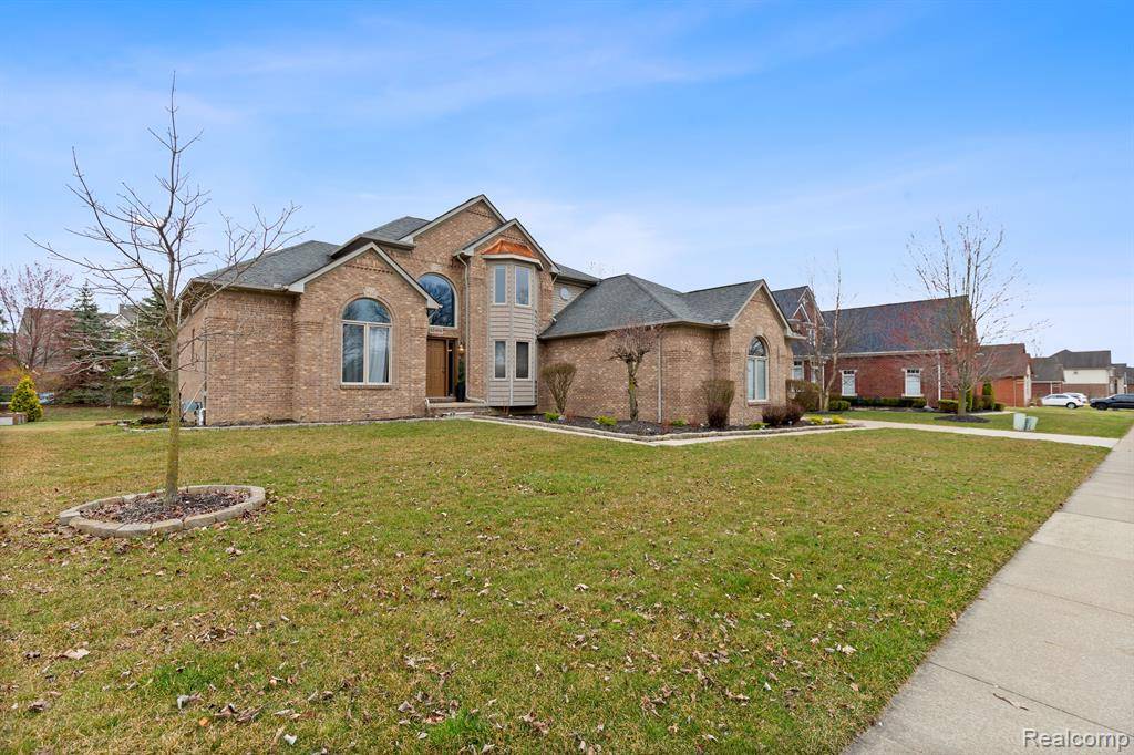 Shelby Twp, MI 48316,55498 TIMBERS EDGE Drive