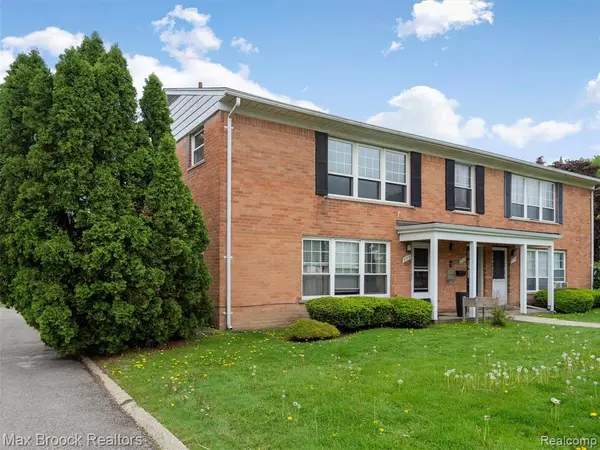 Royal Oak, MI 48073,2717 W 13 MILE Road