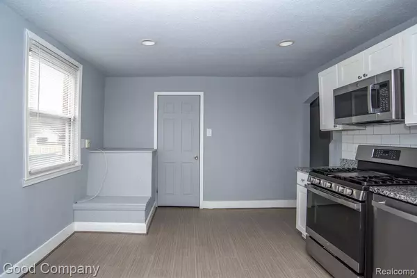 Hazel Park, MI 48030,350 E MUIR Avenue
