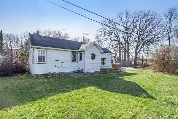 9257 LINDEN Road, Swartz Creek, MI 48473