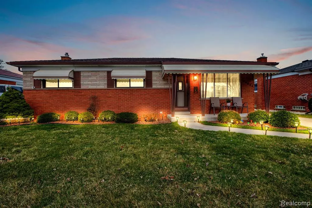 Warren, MI 48088,32334 GLOEDE Drive