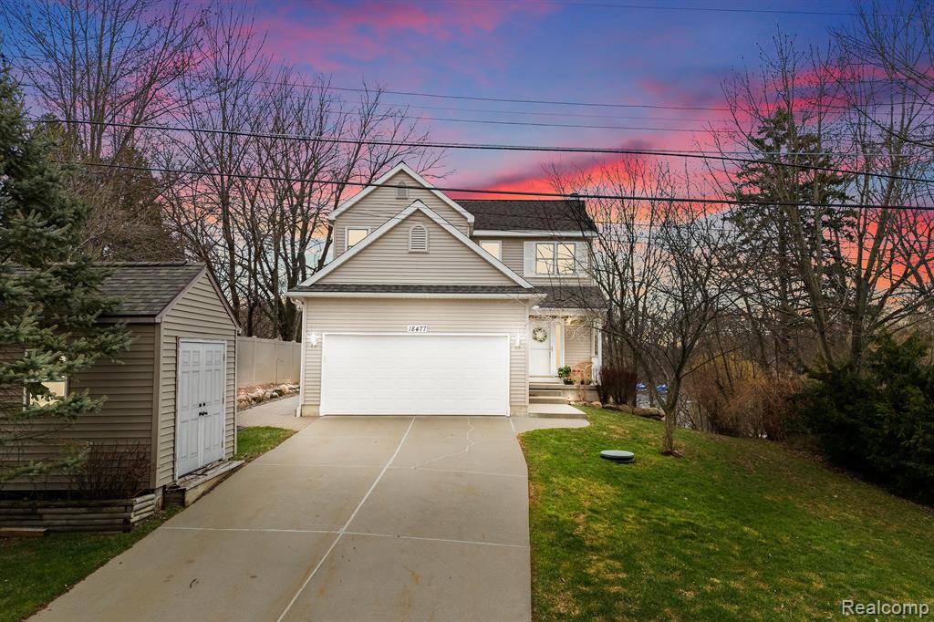 Fenton, MI 48430,18477 PELLETT Drive