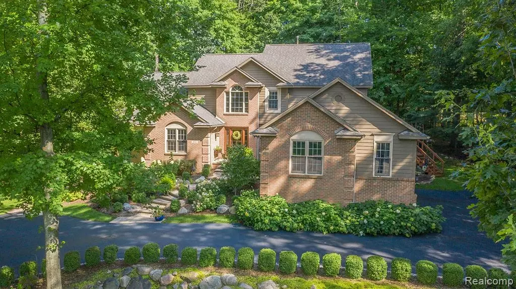 9131 MORNING MIST Court, Clarkston, MI 48348