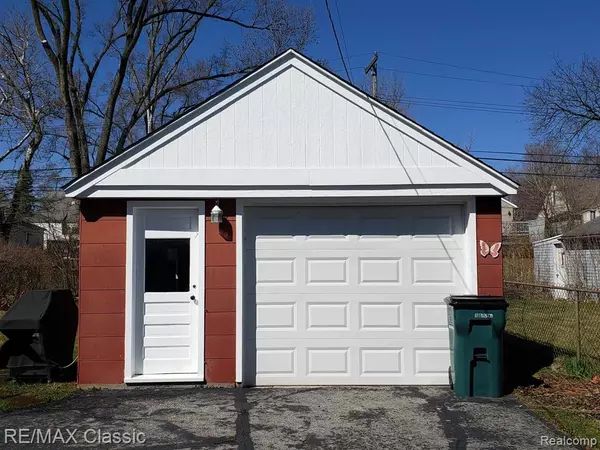 Clawson, MI,322 S Manitou Avenue
