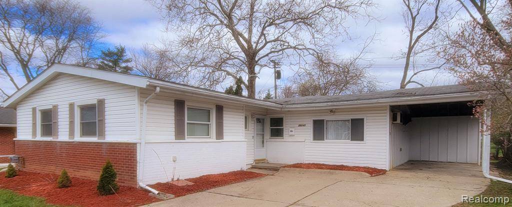 Southfield, MI 48076,29145 CANDLEWOOD Lane
