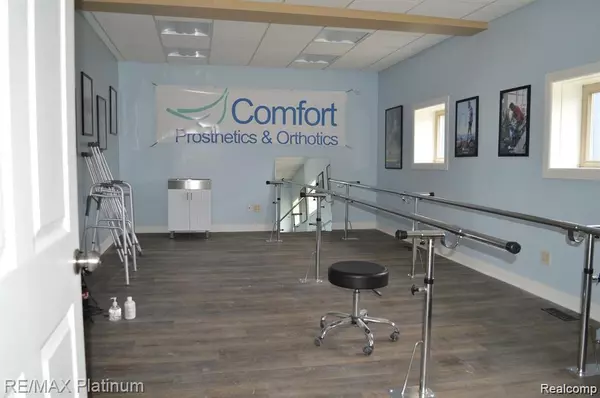 Kalamazoo, MI 49001,960 KING