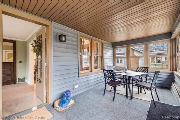 Holly, MI 48442,115 PARK Avenue