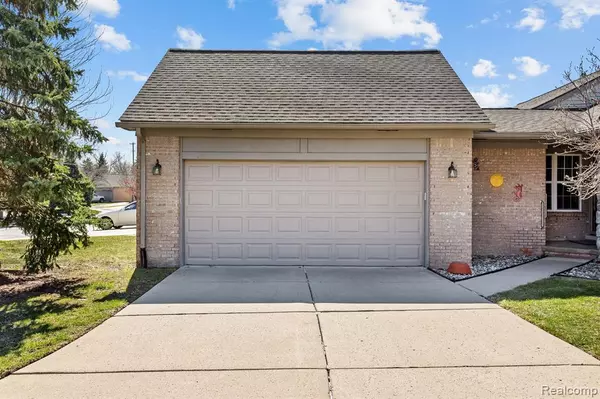 Taylor, MI 48180,22783 WOODCREEK Drive