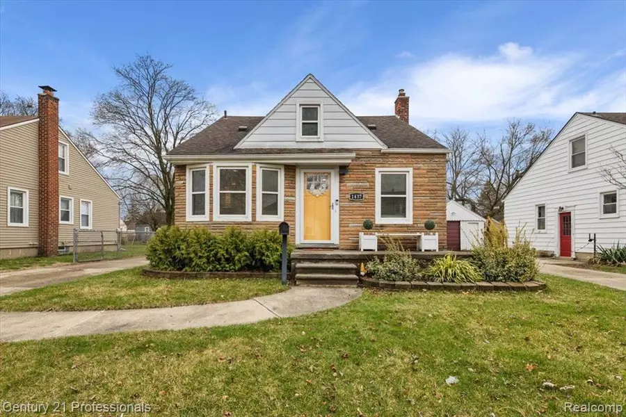 1437 W HAZELHURST Street, Ferndale, MI 48220