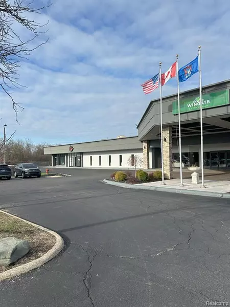 2537 ROCHESTER, Troy, MI 48083