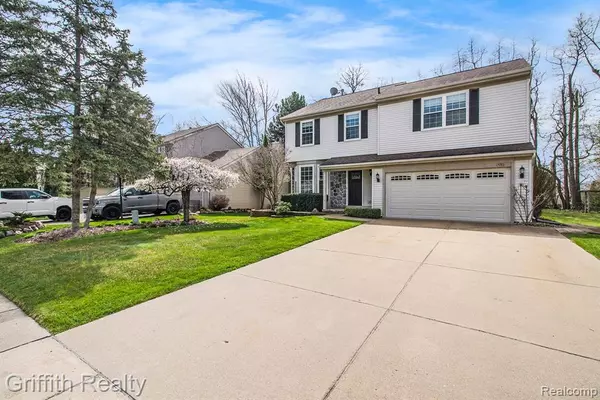 Howell, MI 48843,1570 CHELSEA Circle