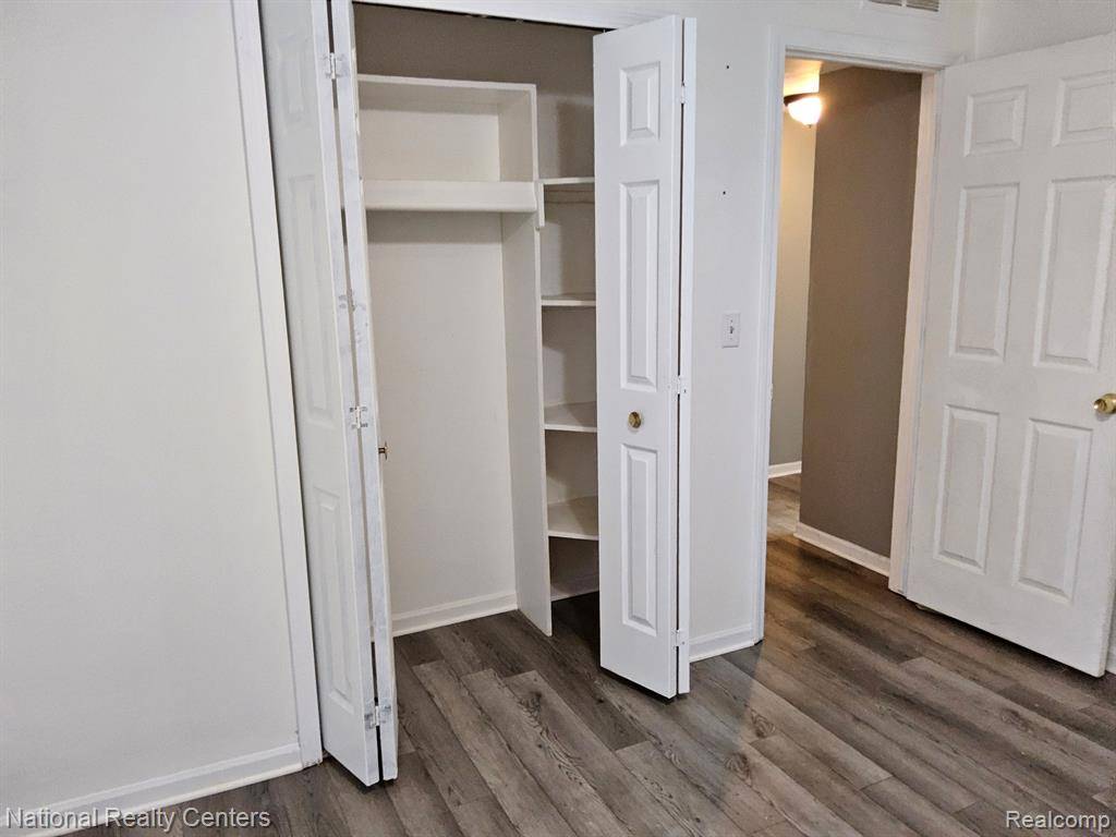 Roseville, MI 48066,15712 ORCHARD N Lane