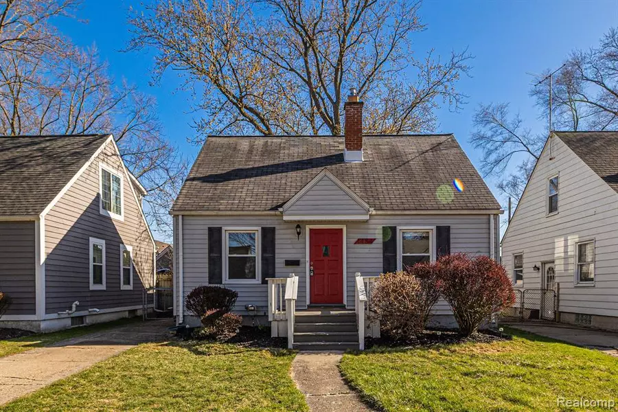 1484 Chapin Avenue, Birmingham, MI 48009