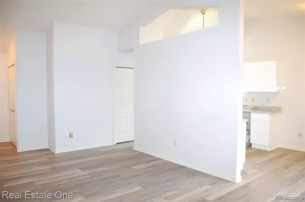 Brownstown, MI 48193,17763 COVEY Court