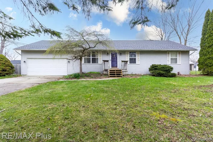 5027 KNAPP Drive, Flint, MI 48506