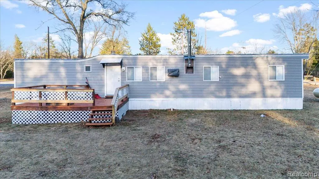 West Branch, MI 48661,2989 HORSESHOE LAKE Road