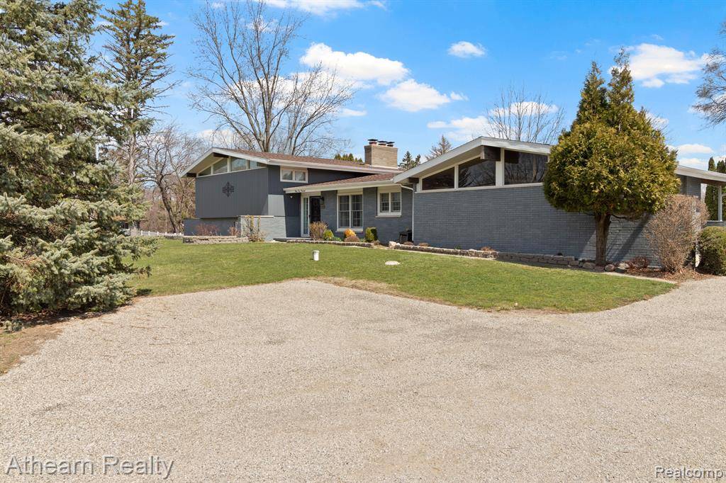 Alma, MI 48801,5200 N LUCE Road
