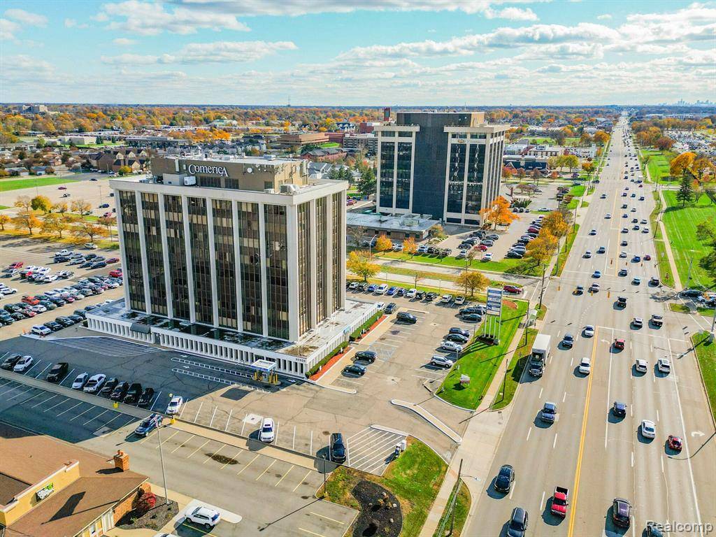 Warren, MI 48093,30500 VAN DYKE Avenue