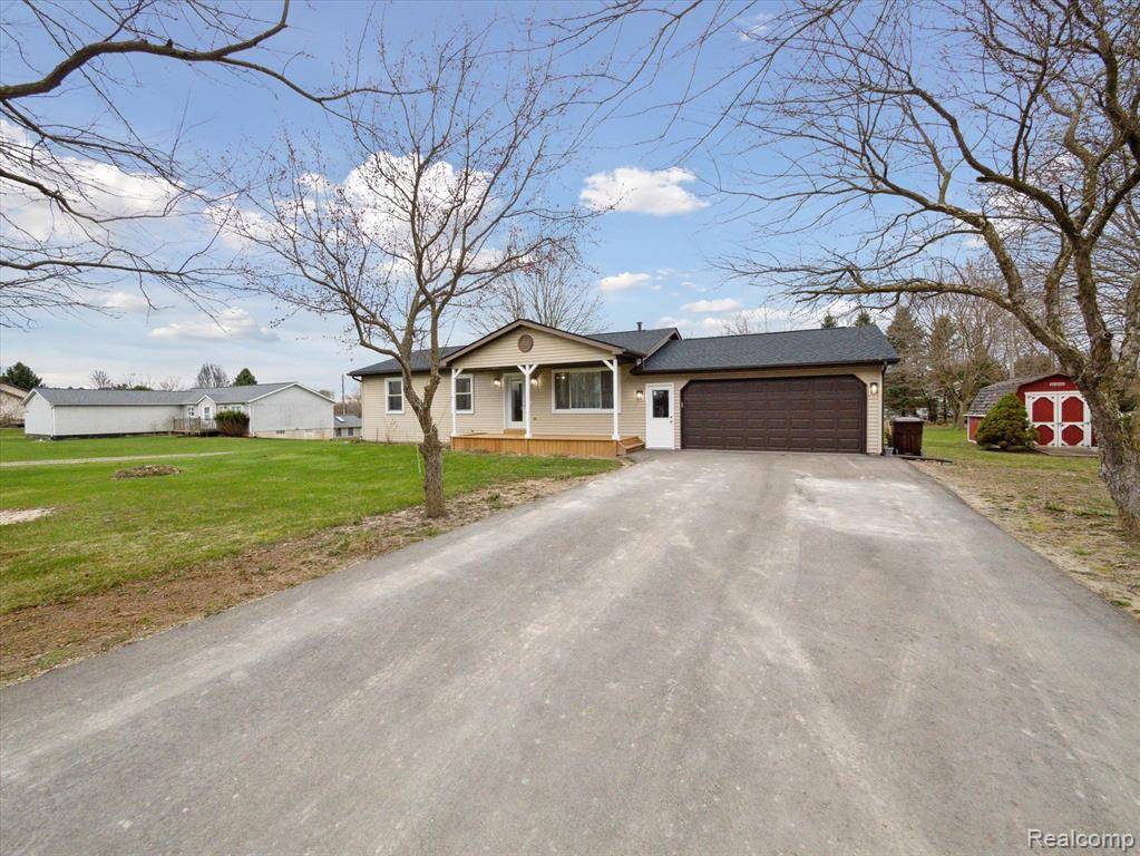 Fowlerville, MI 48836,5469 HOGBACK Road