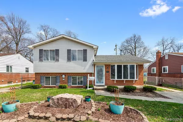 Madison Heights, MI 48071,635 HECHT Drive