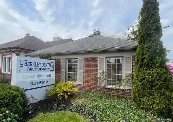2645 COOLIDGE, Berkley, MI 48072