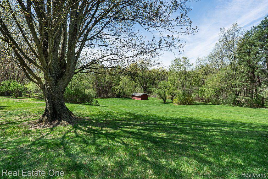 Rochester Hills, MI 48306,1151 N LIVERNOIS Road