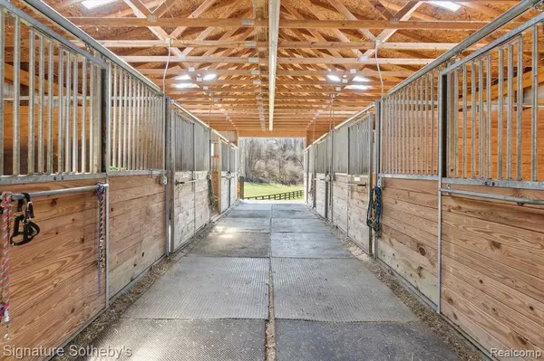 Goodrich Vlg, MI,4715 FOX LAKE Road