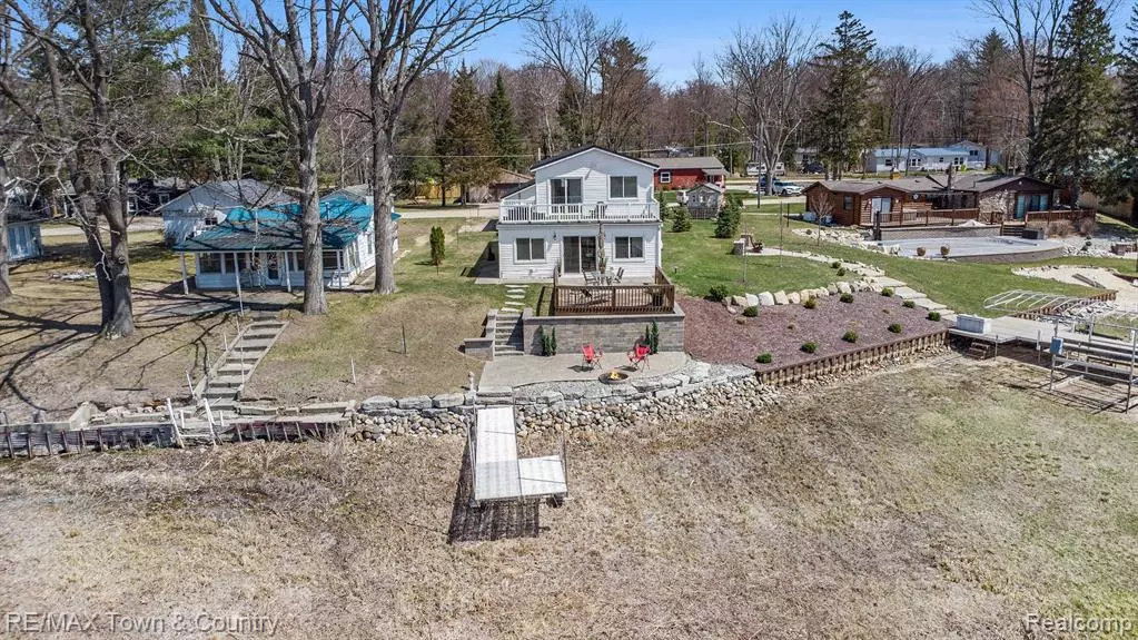 Beaverton, MI 48612,4138 LAKESIDE Drive