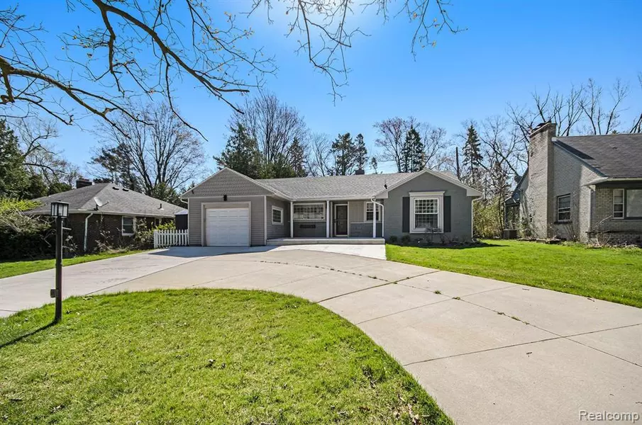 2373 RUTHERFORD Road, Bloomfield Hills, MI 48302