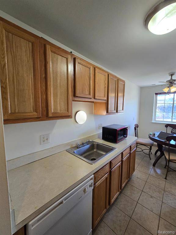 Utica, MI 48317,45270 KEDING Street