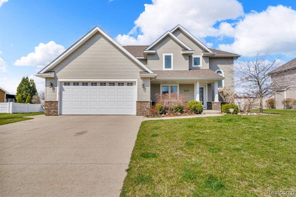 5274 STILLWATER Road, Bay City, MI 48706