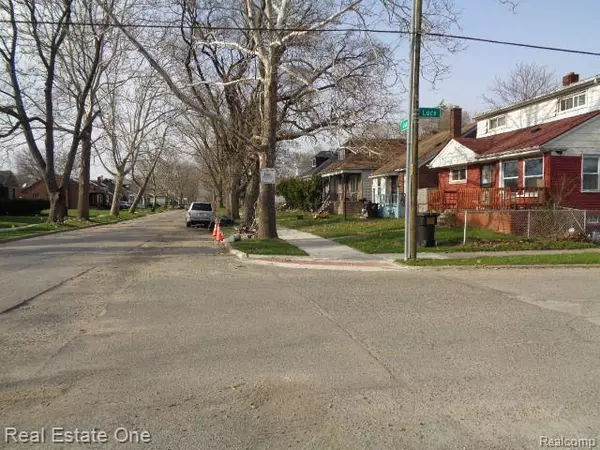 Hamtramck, MI 48212,13286 GABLE Street