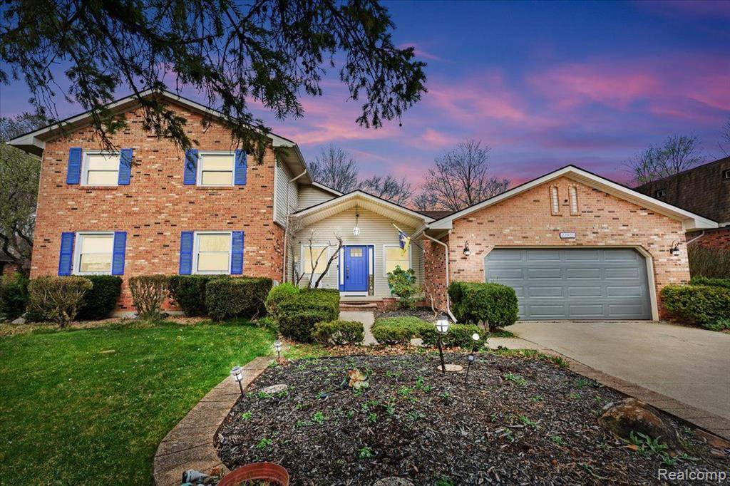 Novi, MI,21950 HEATHERBRAE S Way