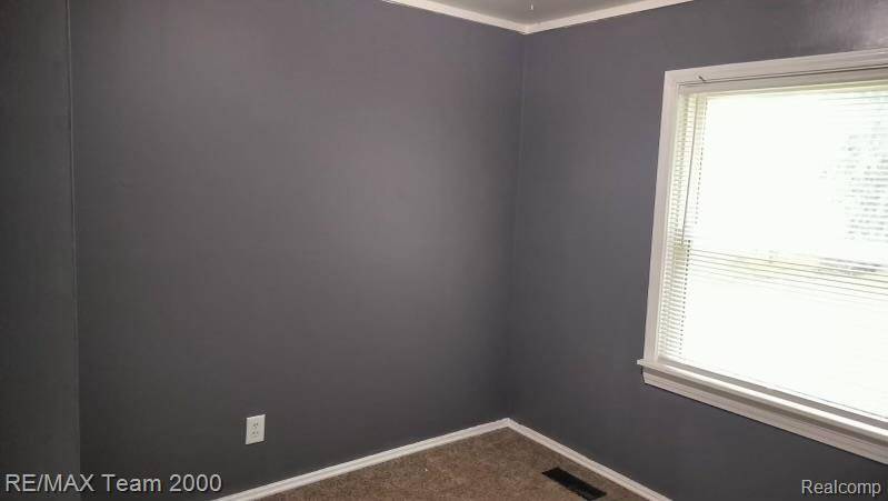Belleville, MI 48111,20150 SHERWOOD Road